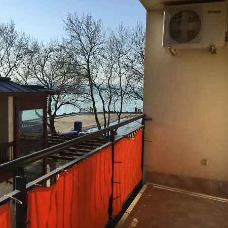 דירה Patricia Apartman שיופוק