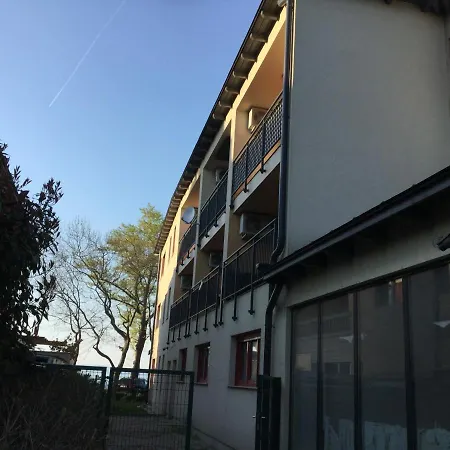 דירה Patricia Apartman שיופוק